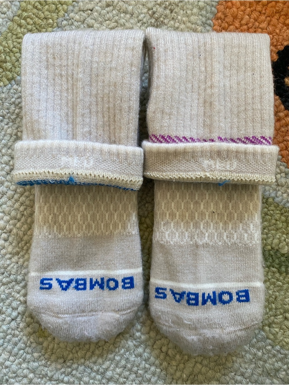 *USED* Bombas Merino Wool Blend Calf Sock 3-Pack + Gift Box - Picture 10 of 16